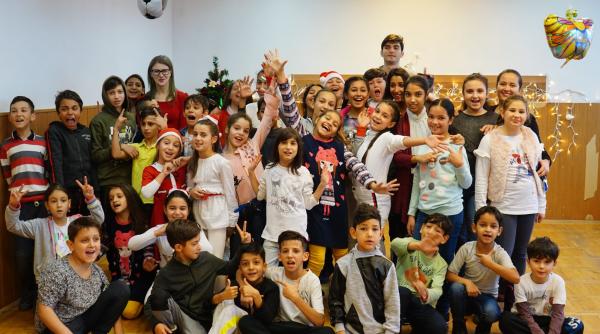 adevarata viata a scolarilor din ghetouri clubul unde copiii se lupta sa ajunga la liceu