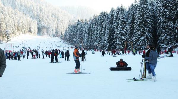 deschiderea oficiala a sezonului de schi la poiana brasov va avea loc duminica