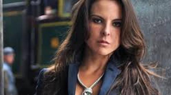 actrita kate del castillo se intoarce in mexic dupa o absenta de trei ani