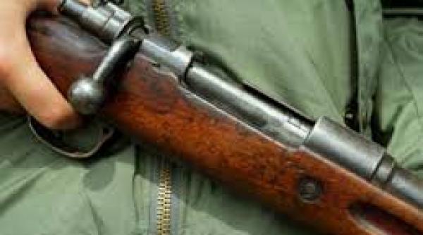 barbat impuscat la o partida de vanatoare