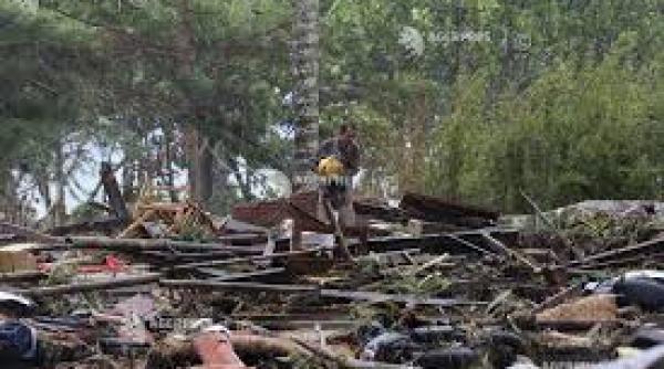 bilantul tsunamiului care a lovit indonezia a crescut la 429 de morti