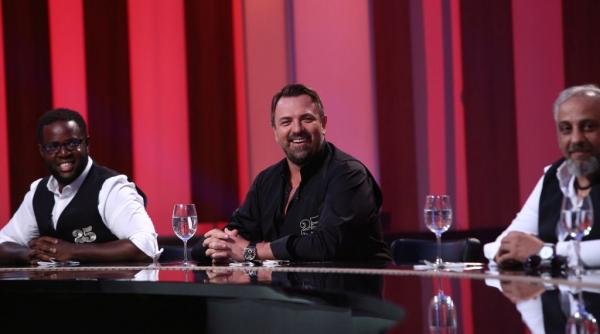 horia brenciu si orchestra sa in juriu la chefi la cutite stiam eu de ce am tinut cura de slabire