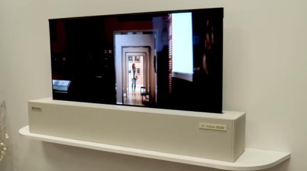 lg va incepe sa vanda televizorul rollup care se ruleaza intr o cutiuta