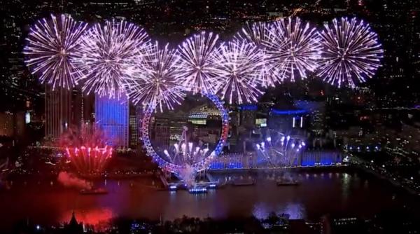 video spectacolul de artificii de la londra dedicat cetatenilor europeni