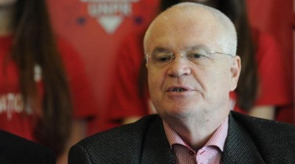 deputatul psd eugen nicolicea agresat pe strada in bucuresti