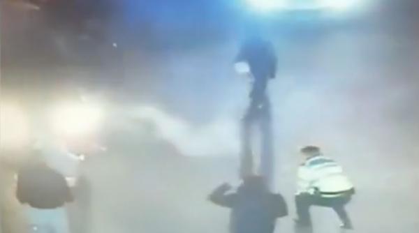 panica intr o benzinarie din bucuresti o masina a luat foc