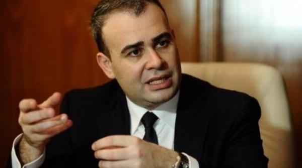 darius valcov a primit atributii oficiale in guvern