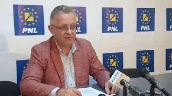 senatorul pnl cristian chirtes propune audierea lui dragnea in comisia sri pe tema statului paralel