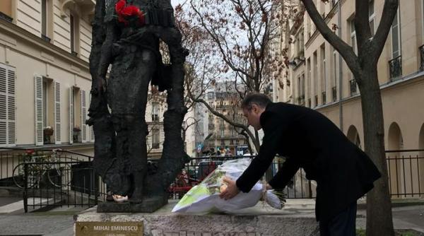 mihai eminescu omagiat si la paris