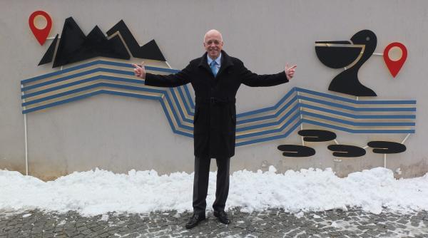 video ambasadorul germaniei la bucuresti a recitat din eminescu in romana si in germana