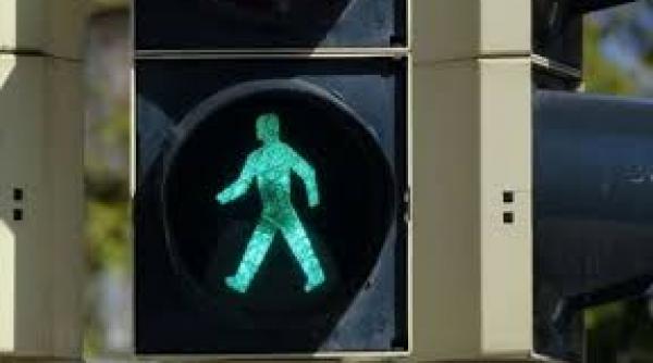 procurorii iau in calcul o posibila defectiune tehnica in cazul semafoarelor accesate ilegal in bucuresti