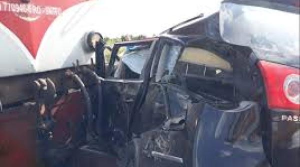 doua persone au fost ranite grav dupa ce autoturism in care se aflau a fost lovit de tren la rasnov