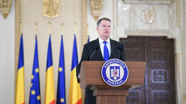 mesajele de la bucuresti se bat cap in cap