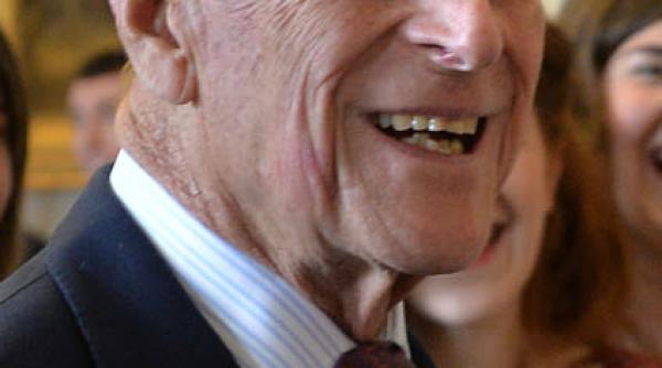 printul philip se reface in urma accidentului rutier de joi