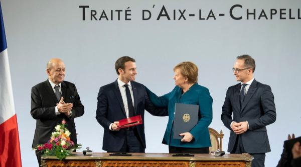 klaus iohannis a participat la ceremonia de semnare a noului tratat de prietenie franta germania