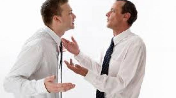 patru din zece angajati romani sustin ca au fost criticati de catre sefi cand au facut o greseala