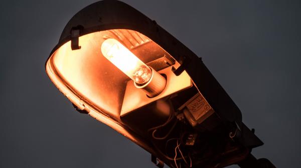 cum mergi prin bezna cu luxten spre ue exercitiu de blackout