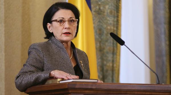 iohannis sursa de inspiratie pentru ecaterina andronescu