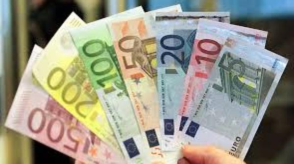 braun bcr deprecierea leului de vineri dimineata este rezultatul faptului ca ieri nu a fost zi de tranzactionare in romania