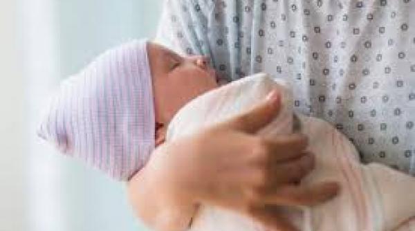 incredibil o tanara din botosani a adus pe lume un copil cu greutatea de 5 080 de grame