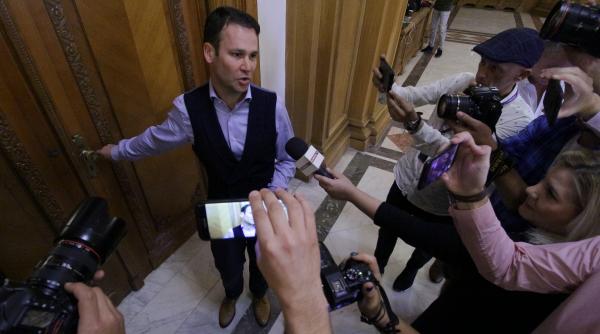 negoita comportamentul guvernului trebuie sa inceteze administratia locala este cea mai importanta pentru cetatean