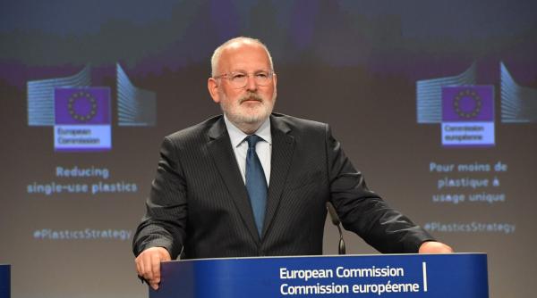 guvernul ungar vrea ca frans timmermans sa fie suspendat din functie in perioada alegerilor europarlamentare
