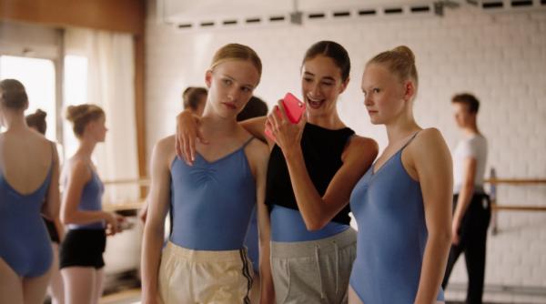 nu pierdeti pe ecranele noastre doua pelicule pline de virtuozitate