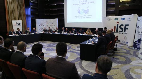 piata asigurarilor creste dar motorul ramane polita rca