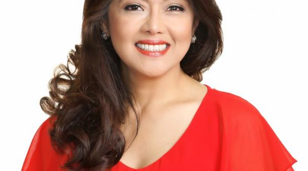 fiica unui dictator din filipine si a falsificat diplomele de studiu pentru a candida la senat