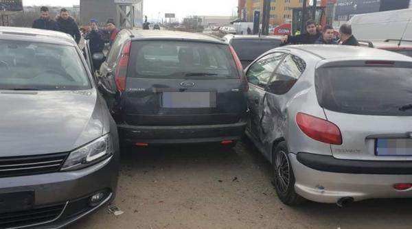 accident in lant pe dn1 cinci masini si o camioneta au fost avariate