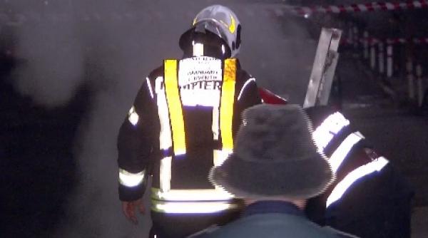 alerta intr o statie de metrou calatotrii evacuati dupa ce a inceput sa iasa fum