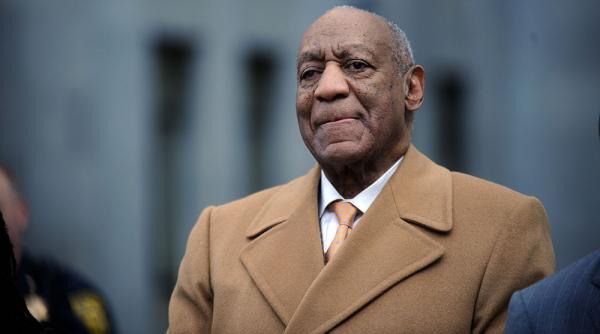bill cosby se compara cu mandela si gandhi din spatele gratiilor si spune ca este un prizioner politic