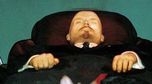 lenin intra in operatiuni de conservare mausoleul din moscova inchis pentru 2 luni