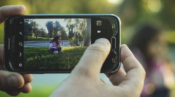 fenomentul care pune in pericol intimitatea copiilor