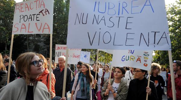 raport al bancii mondiale femeile au doar 75 din drepturile barbatilor