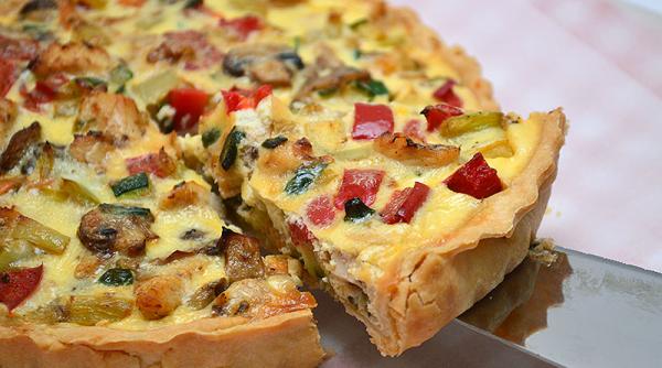 reteta zilei tarta cu pui si branzeturi