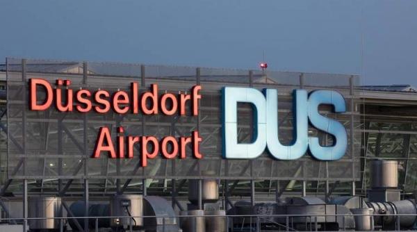 panica pe aeroportul din dusseldorf dupa ce un pasager a declansat o alarma trecand printr o usa de urgenta