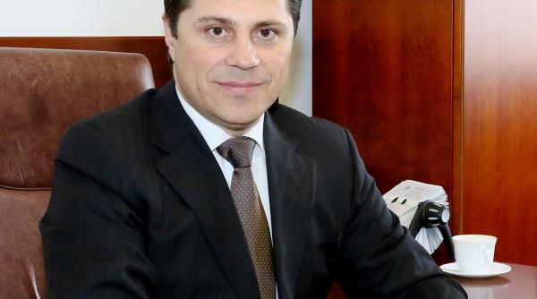 intesa sanpaolo bank anunta finalul mandatului lui florin sandor