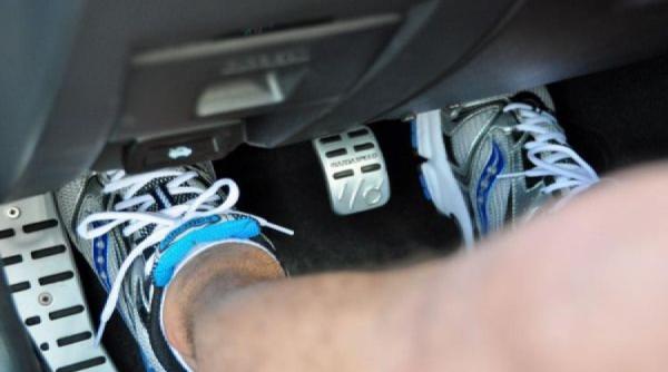 3 obiceiuri care va vor distruge masina pe termen lung