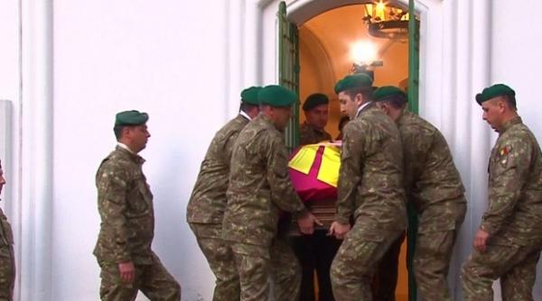 carol al ii lea inhumat in noua catedrala arhiepiscopala si regala de la curtea de arges