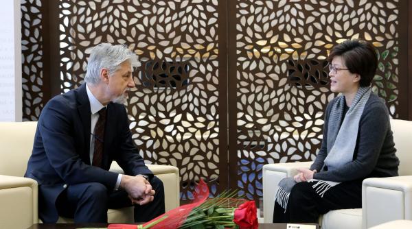 noul ambasador al chinei a ajuns la bucuresti