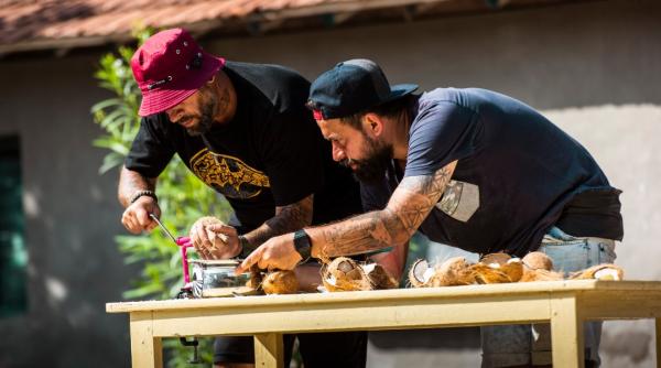 crbl si oase salvati de elefantul verde la asia express