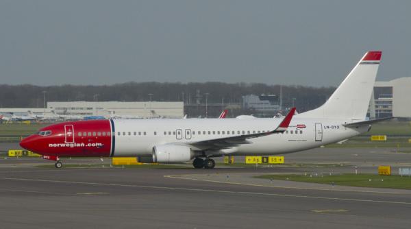 norwegian air vrea sa ceara de la boeing compensatii pentru oprirea la sol a avioanelor max