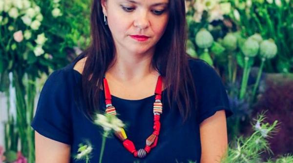 casa de flori sau cum sa faci bani oferind emotii