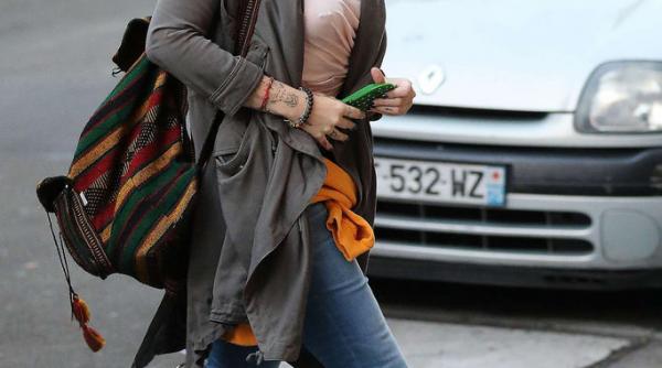 fiica lui michael jackson spune ca rolul ei nu este sa si apere public tatal