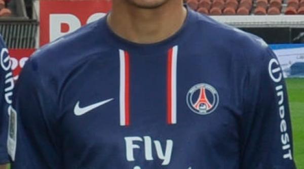fotbal brazilianul thiago silva capitanul echipei psg va primi cetatenia franceza