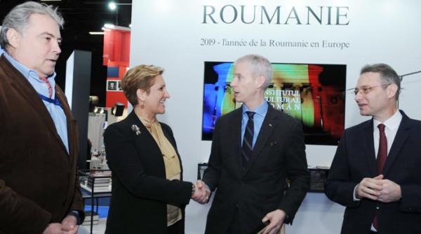 prima zi la livre paris 2019 ministrul francez al culturii a vizitat standul icr este un mare succes
