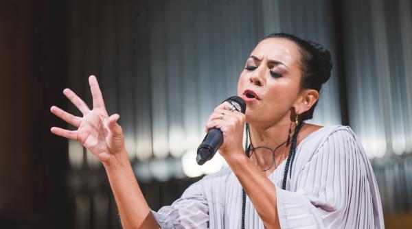 analia selis si tango simfonic la sala radio