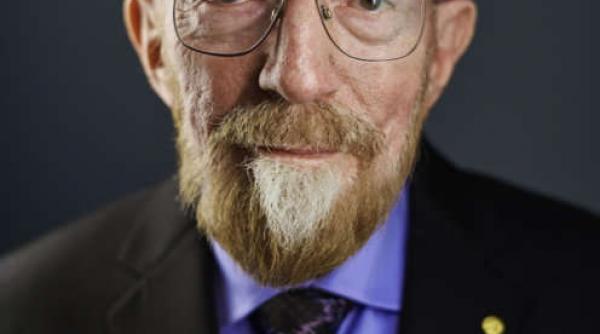 kip thorne laureat al premiului nobel pentru fizica in 2017 vine la bucuresti