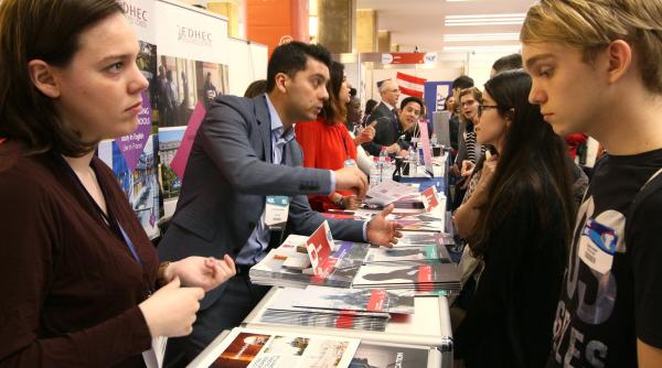 universitatile straine asaltate de elevii romani